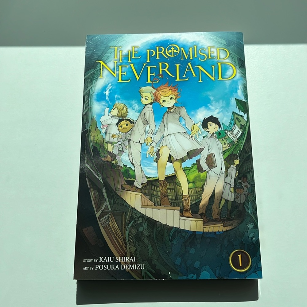 The Promised Neverland vol 1 🥩